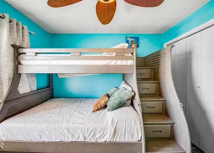 Lagoon Landing Apartment