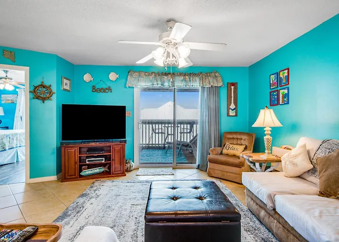 Lagoon Landing Apartment *