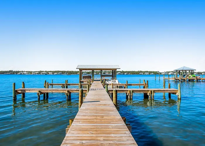 Lagoon Landing Apartment